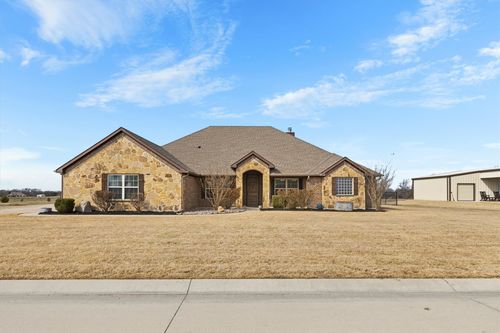 505 Water Fall Ln, Nevada, TX, 75173-8361 | Card Image
