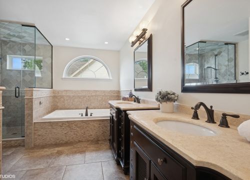 3119 Central Ct, Glenview, IL, 60025-4071 | Card Image