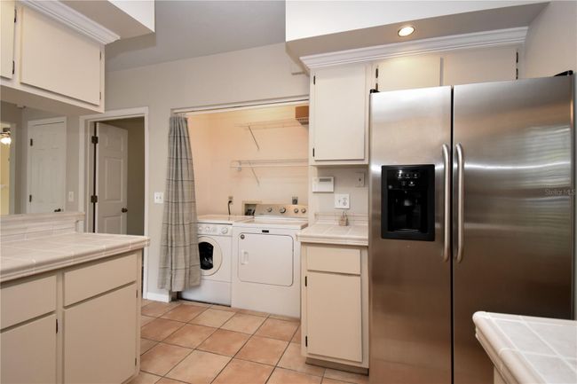 927 41 St Dr, House other with 3 bedrooms, 3 bathrooms and null parking in GAINESVILLE FL | Image 9
