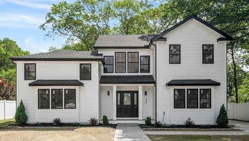 24 Lake St, Wrentham, MA, 02093-1216 | Card Image