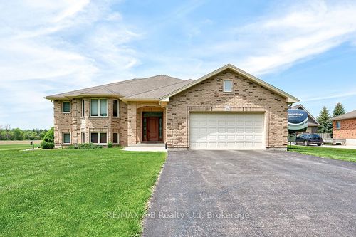 194 Station Rd, Sebringville, ON, N0K1X0 | Card Image