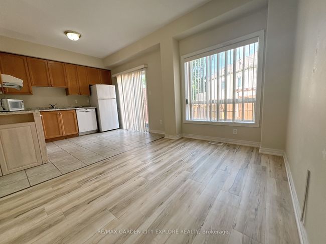 25 Chloe St, House attached with 3 bedrooms, 2 bathrooms and 1 parking in Saint Catharines ON | Image 6
