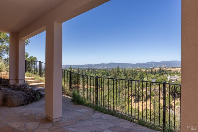654 Chaparral Cir, House other with 4 bedrooms, 4 bathrooms and 8 parking in Napa CA | Image 52