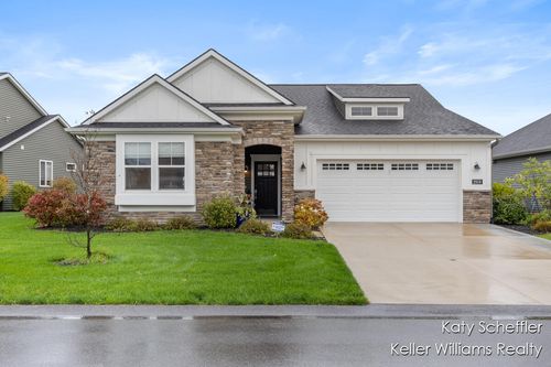 2919 Isle Water Dr, Belmont, MI, 49306-9062 | Card Image