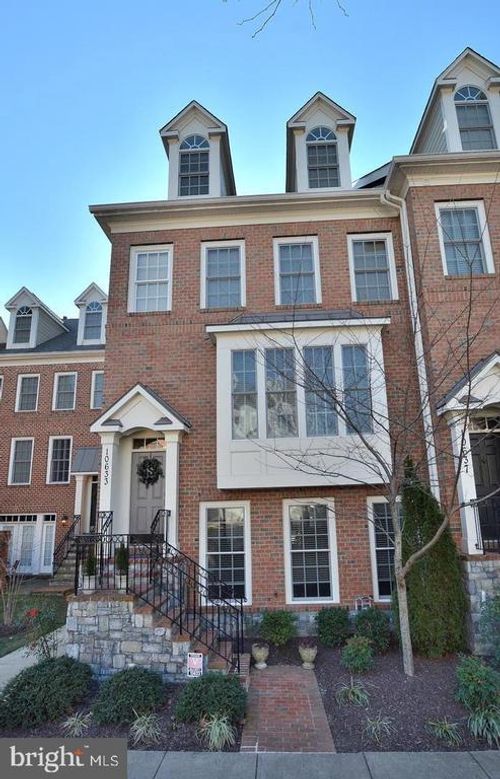 10633 Yorktown Dr, FAIRFAX, VA, 22030-3803 | Card Image