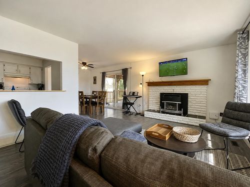 7912 Burdock St, Mission, BC, V2V4Y1 | Card Image
