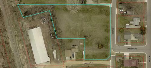 600 1st St N, Montgomery, MN, 56069-1432 | Card Image