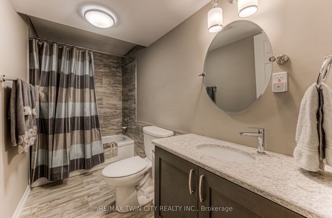 124 Rose Bridge Cres, House other with 2 bedrooms, 3 bathrooms and 2 parking in Cambridge ON | Image 32
