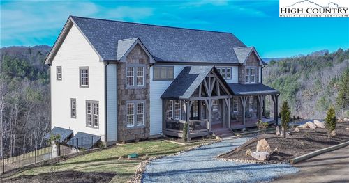 457 Autumn Leaf Way, Crumpler, NC, 28617 | Card Image