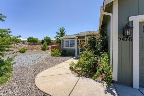5476 Cabin Ct, Sun Valley, NV, 89433-6509 | Card Image