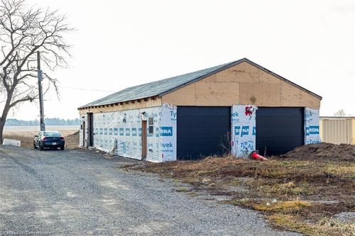 garage-5463 Chippewa Rd E, Mount Hope, ON, L0R1W0 | Card Image