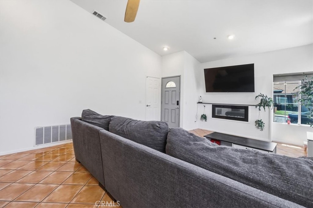 Residential in Riverside 4