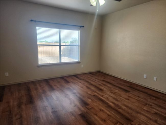 1009 Vista View Dr, House other with 3 bedrooms, 2 bathrooms and null parking in Burleson TX | Image 9