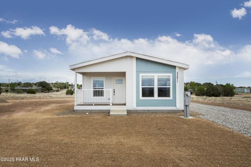 25671 N St John Dr, Paulden, AZ, 86334 | Card Image