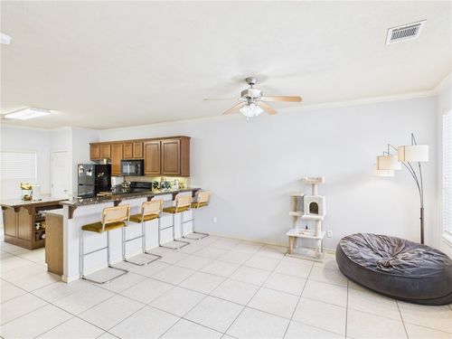 138 Forest Dr, College Station, TX, 77840-2329 | Card Image