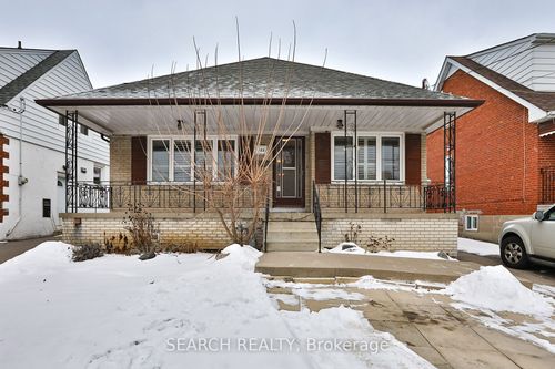 288 Hillmount Ave, North York, ON, M6B1Y4 | Card Image