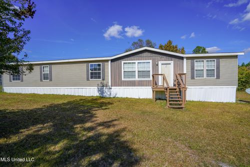 11610 Fox Ridge Dr, Vancleave, MS, 39565-7482 | Card Image