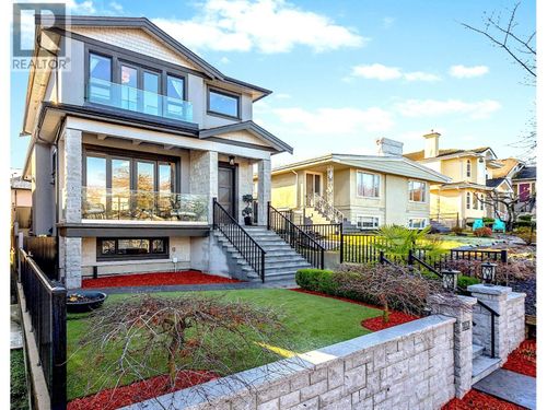 4326 Cambridge St, Burnaby, BC, V5C1H4 | Card Image