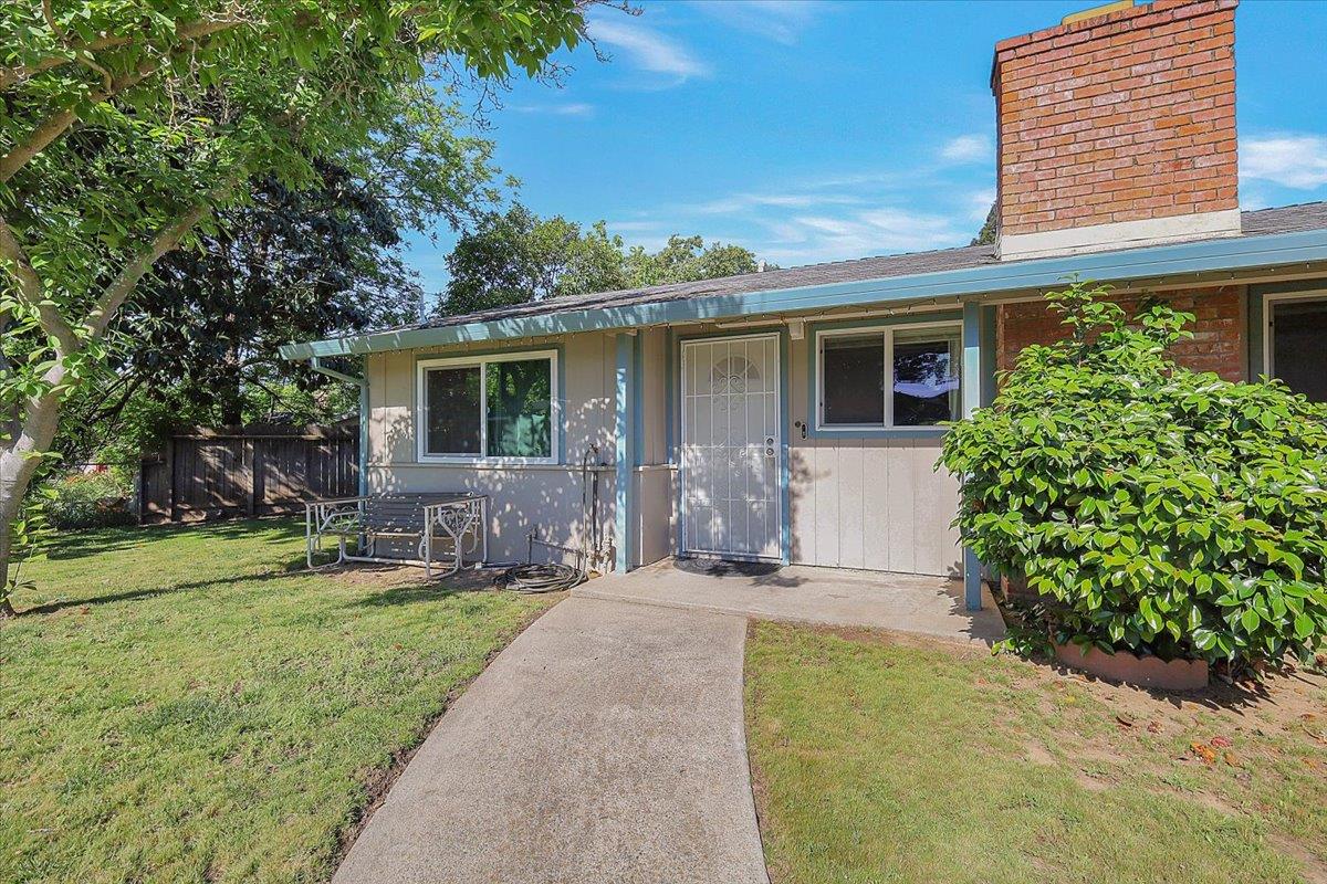 Residential in Fair Oaks