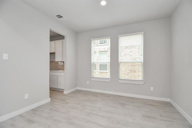 Another view | Image 13