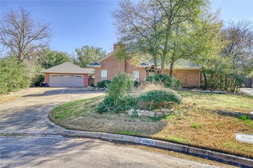 1402 Riverstone Ct, College Station, TX, 77845-9364 | Card Image