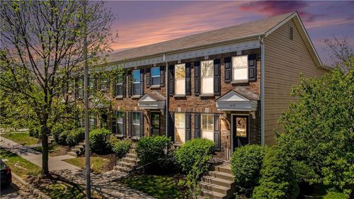 8156 N Oakley Unit 17-D Avenue, Kansas City, MO, 64119 | Card Image