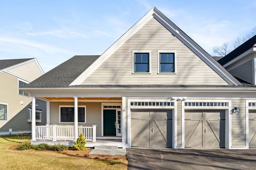 20-20 Talbot Ln, Reading, MA, 01867-2226 | Card Image