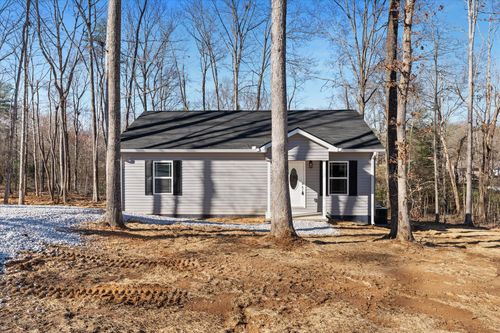 18 Central St, Tracy City, TN, 37387-5401 | Card Image