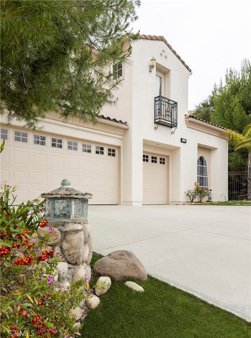 1091 Westranch Pl, Simi Valley, CA, 93065-8338 | Card Image
