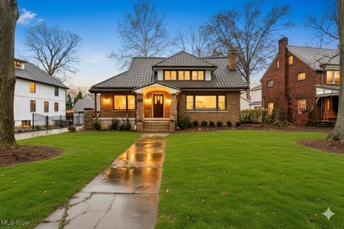 380 Elmwood Rd, Rocky River, OH, 44116-1142 | Card Image