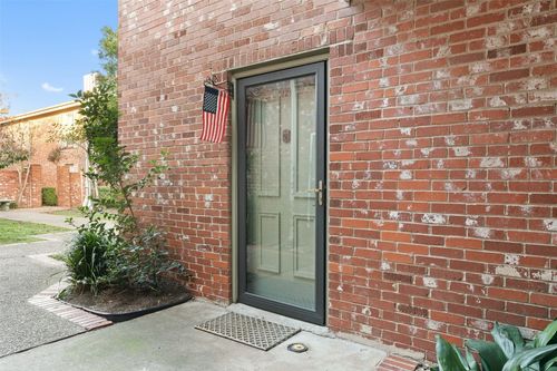 apt-129-7920 Rockwood Ln, Austin, TX, 78757-8013 | Card Image