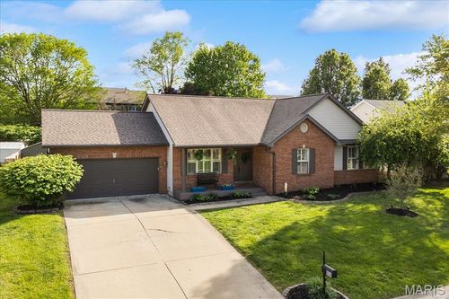 958 Northwestern Ave, Fairview Heights, IL, 62208-3798 | Card Image