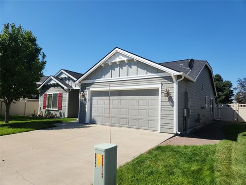 696 Mountain View Dr, Kalispell, MT, 59901-6699 | Card Image