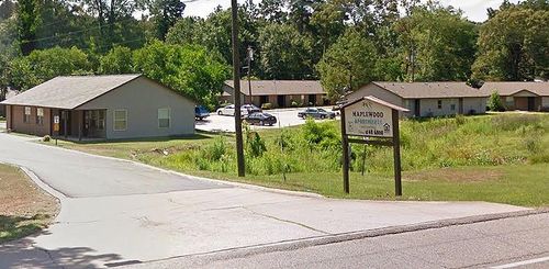 1701 S Jones St, Winnfield, LA, 71483-7383 | Card Image