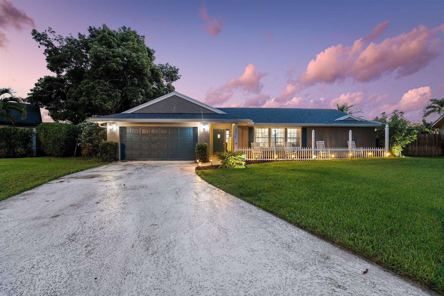 Hickory Trl, Wellington, FL 33414