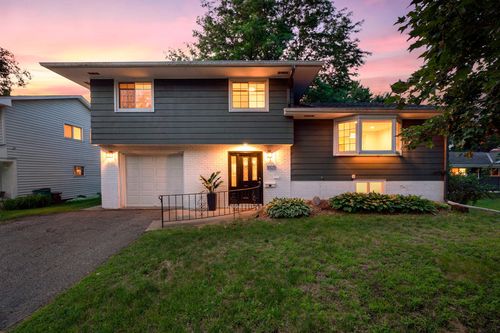 9109 24th Ln, Saint Louis Park, MN, 55426-2315 | Card Image