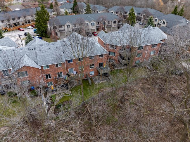 21 - 2120 Headon Rd, Condo with 3 bedrooms, 4 bathrooms and 1 parking in Burlington ON | Image 37