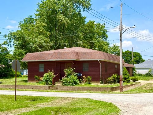 201 Helen Ave, Christopher, IL, 62822 | Card Image