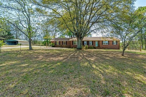 606 Winona Church Rd, Donalds, SC, 29638-9027 | Card Image