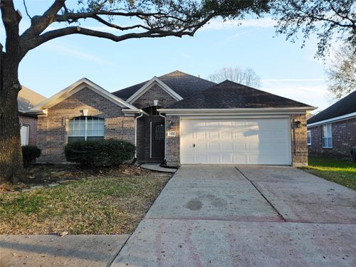 9026 Eaglecove Dr, Houston, TX, 77064-7017 | Card Image
