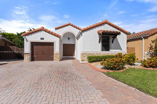 875 Nw 97th Ct, Doral, FL, 33172-1000 | Card Image
