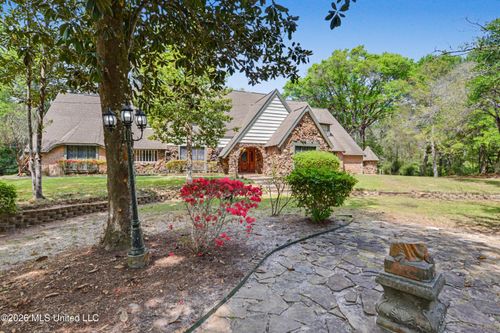 63 Fritz Whitfield Rd, Picayune, MS, 39466-8819 | Card Image