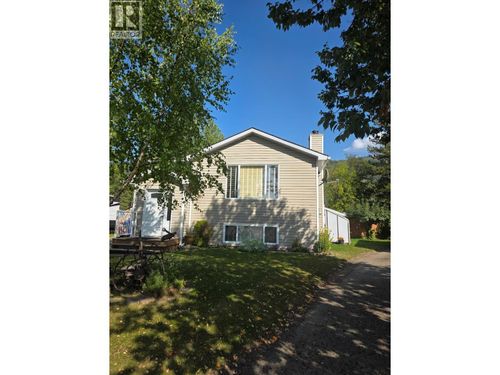 128 Quality Cres, Tumbler Ridge, BC, V0C2W0 | Card Image