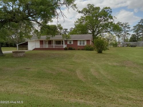 204 Glenburnie Dr, New Bern, NC, 28560-2848 | Card Image