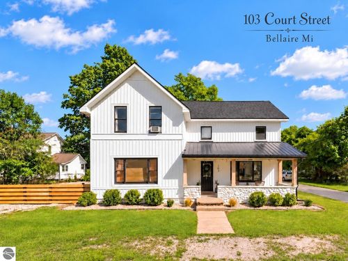 103 Court St, Bellaire, MI, 49615-9555 | Card Image