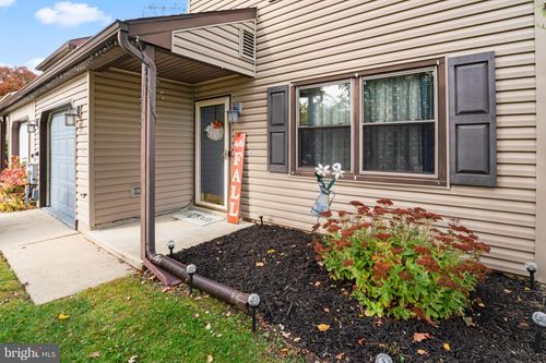 28 Lanford Rd, NEW CASTLE, DE, 19720-3837 | Card Image