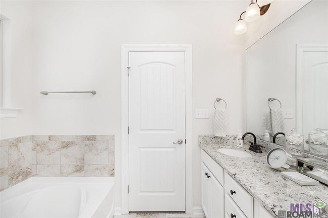 1436 Gardenia Ln, House other with 3 bedrooms, 2 bathrooms and null parking in Baton Rouge LA | Image 12