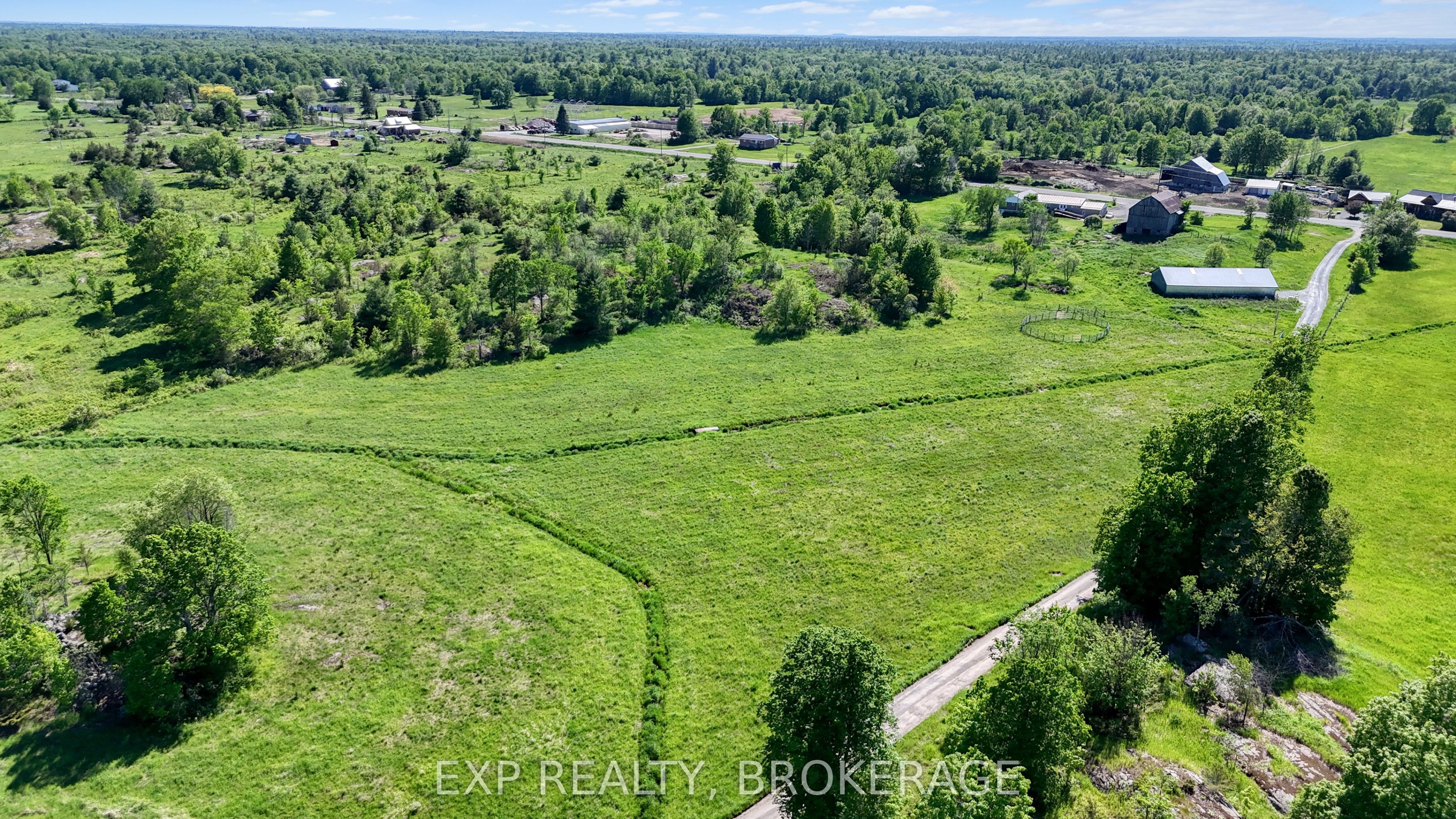 Residential in Frontenac 4