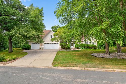 2706 Woods Trail N, Burnsville, MN, 55306 | Card Image