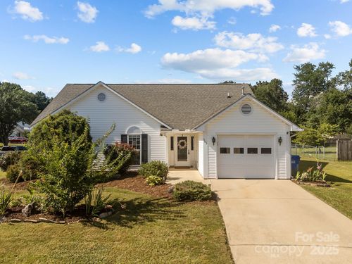 903 Woodhill Dr, Fletcher, NC, 28732-9293 | Card Image